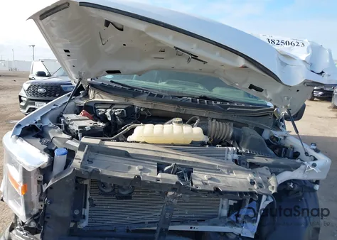 2022 Ford F-150 Xl z USA, uszkodzony, nr VIN 1FTFX1E59NKD05640